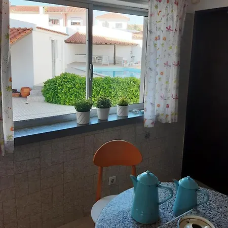 Az Beach House Willa *